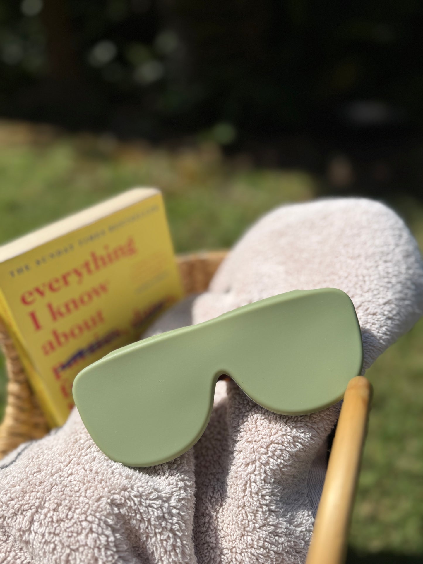 FOLDO Funda de silicona para gafas – Verde oliva, ligera y compacta